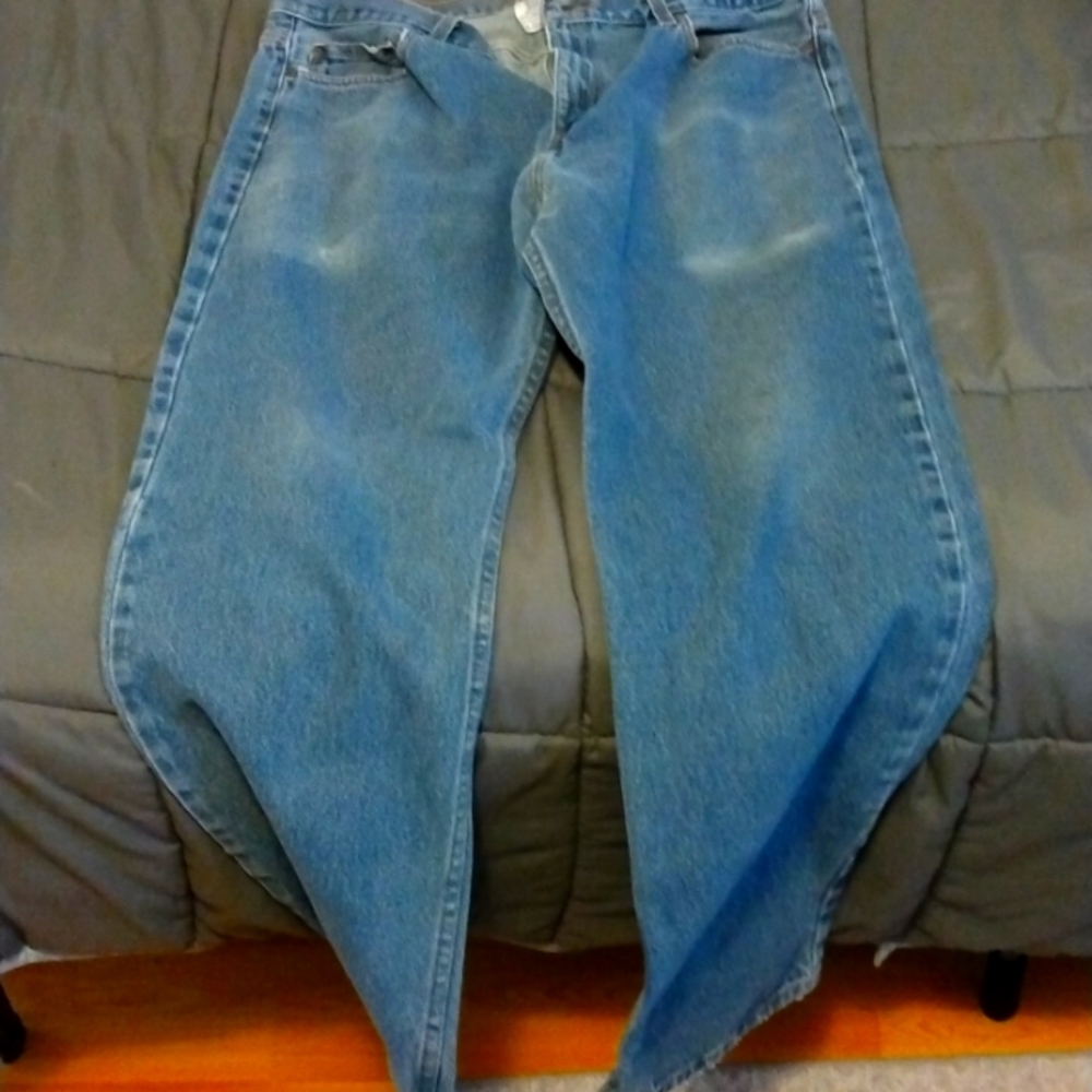 Size 38x32 men's jeans